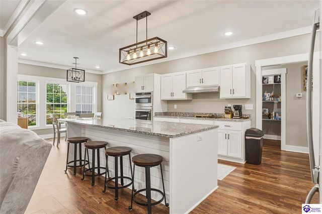 62 Martha Miles Ct, Brandenburg, KY 40108
