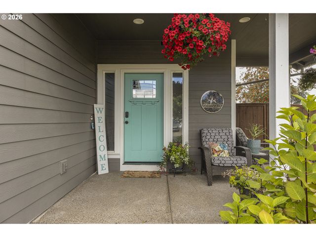 4889 WHITEWATER St, Salem, OR 97305