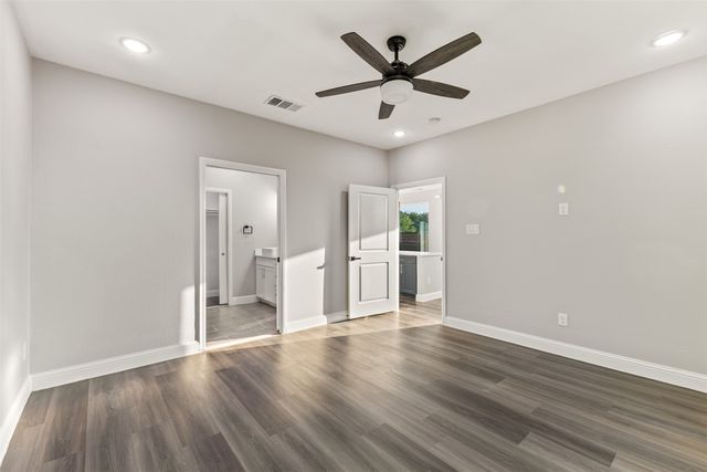 825 Premier Parkway, Grand Prairie, TX 75051
