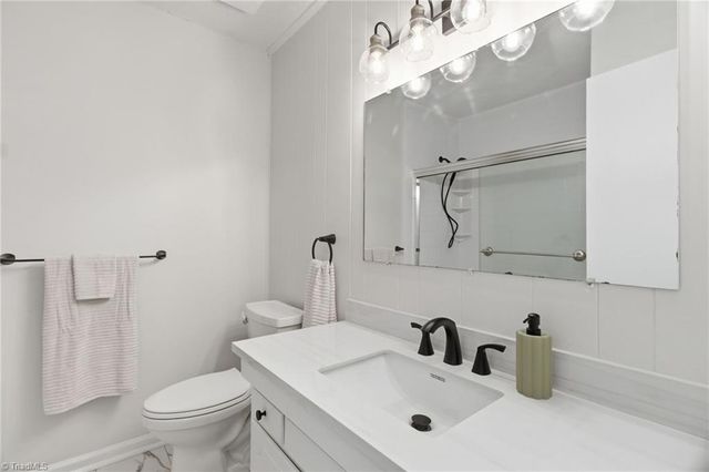 1015 Gales Avenue, Winston-salem, NC 27103