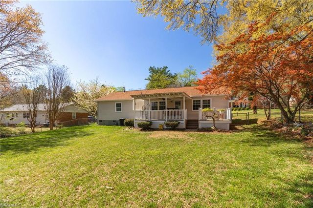 1015 Gales Avenue, Winston-salem, NC 27103