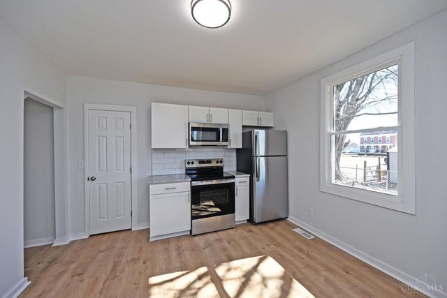 400 S Brookville Street, West College Corner, IN 47003