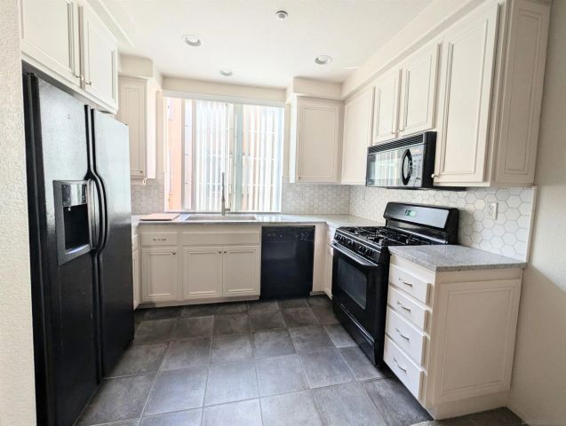 729 Kellogg Street, San Marcos, CA 92078