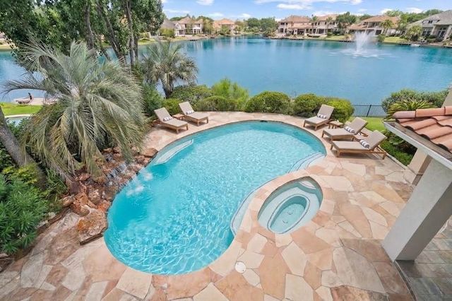 19006 Windsor Lakes Drive, Houston, TX 77094