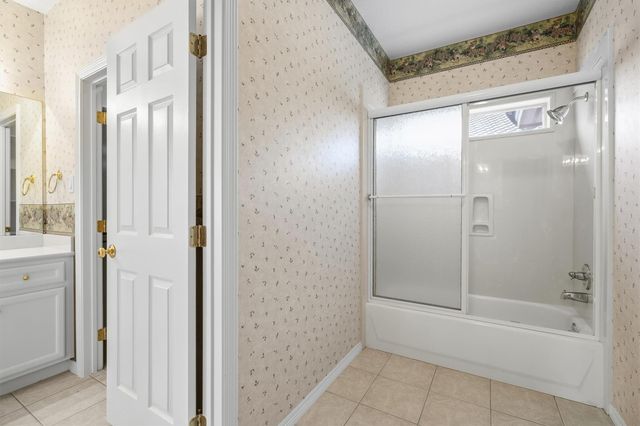 19006 Windsor Lakes Drive, Houston, TX 77094
