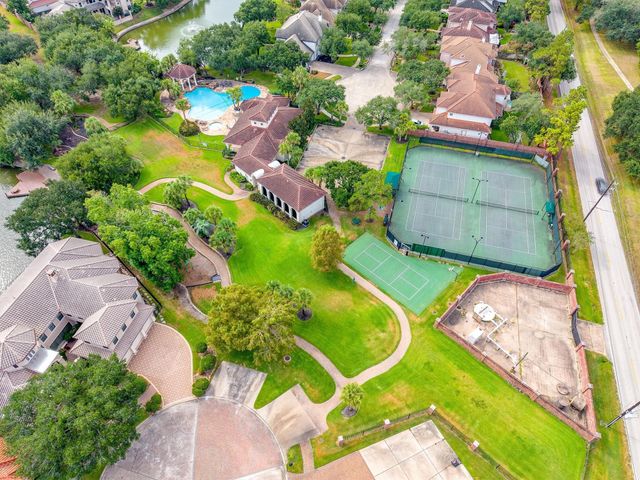 19006 Windsor Lakes Drive, Houston, TX 77094