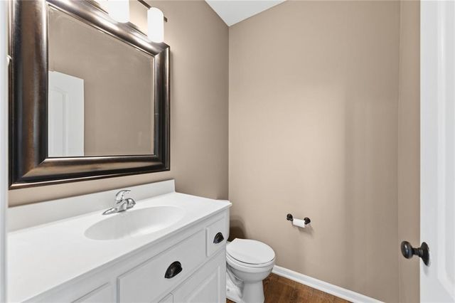 1500 Whispering Ridge, Pleasant Hill, MO 64080