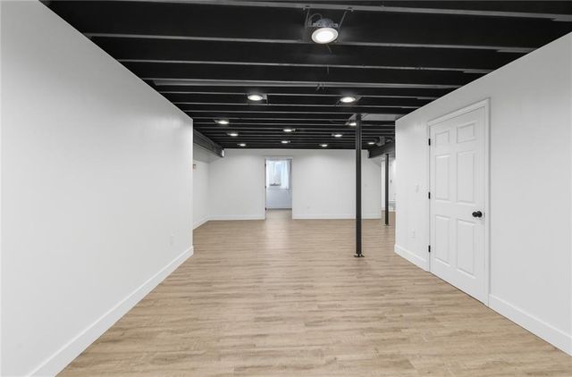 1500 Whispering Ridge, Pleasant Hill, MO 64080