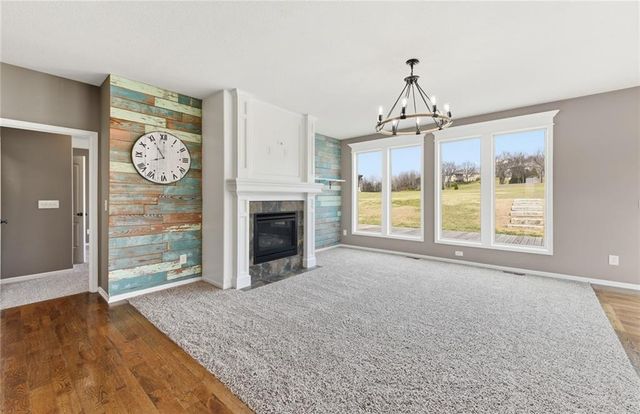 1500 Whispering Ridge, Pleasant Hill, MO 64080