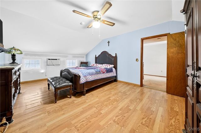 7034 State Route 31, Cicero, NY 13039