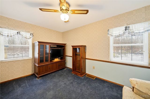 7034 State Route 31, Cicero, NY 13039