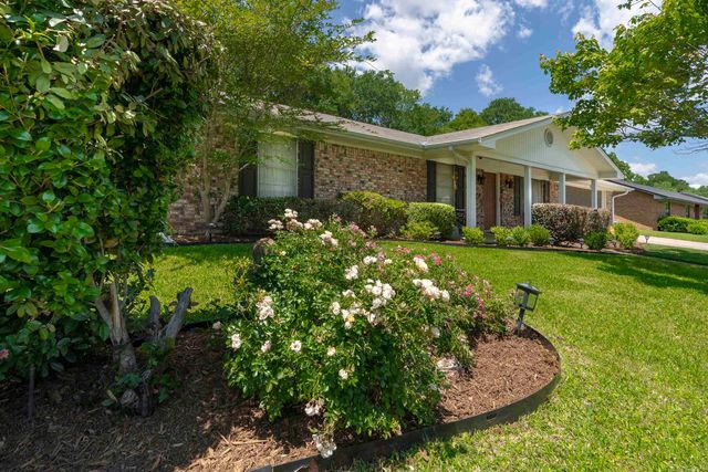1817 Beth Dr., Longview, TX 75605