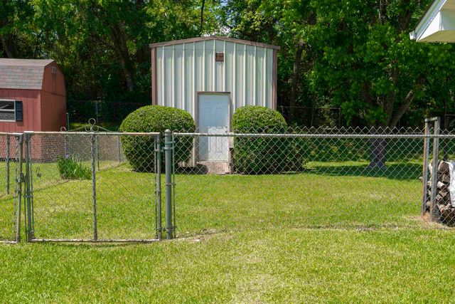 1817 Beth Dr., Longview, TX 75605