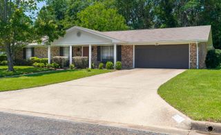 1817 Beth Dr., Longview, TX 75605