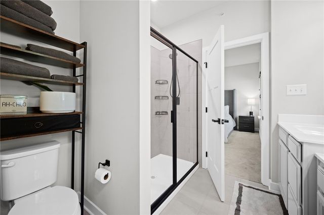 452 Greenwood Dr, North Strabane, PA 15317