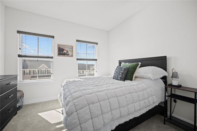 452 Greenwood Dr, North Strabane, PA 15317