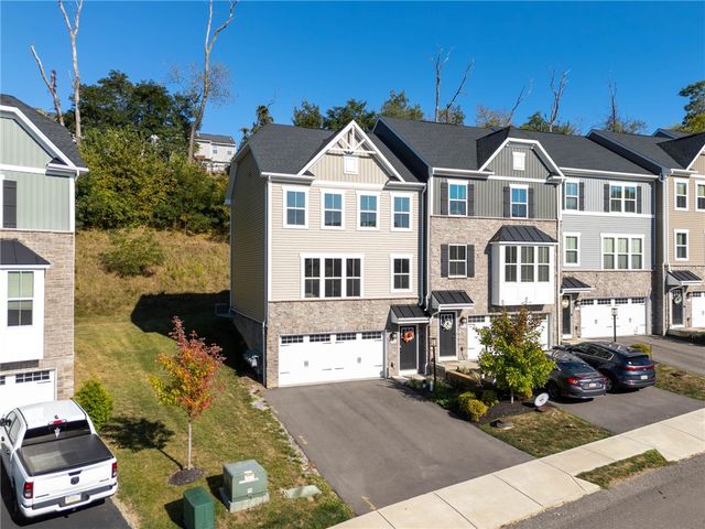 452 Greenwood Dr, North Strabane, PA 15317