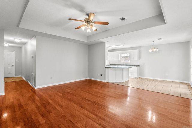 5185 Stockton, Conway, AR 72034
