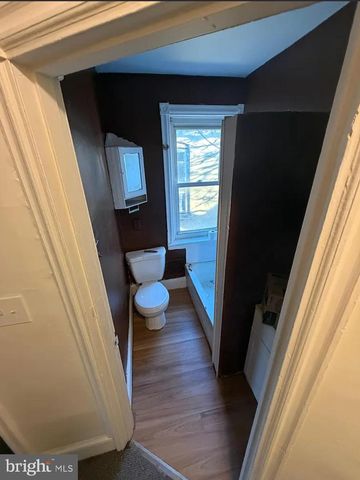 110 E 24TH ST, Wilmington, DE 19802
