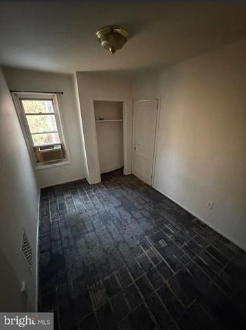 110 E 24TH ST, Wilmington, DE 19802