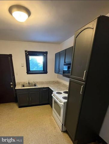110 E 24TH ST, Wilmington, DE 19802