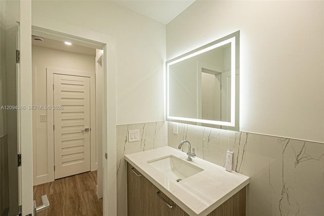 14515 Mahogany Court, Miami Lakes, FL 33014