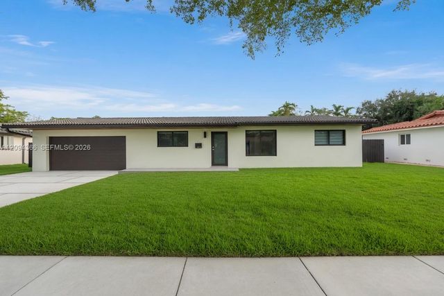 14515 Mahogany Court, Miami Lakes, FL 33014