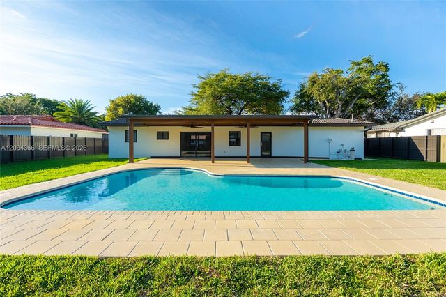 14515 Mahogany Court, Miami Lakes, FL 33014