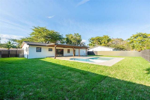14515 Mahogany Court, Miami Lakes, FL 33014