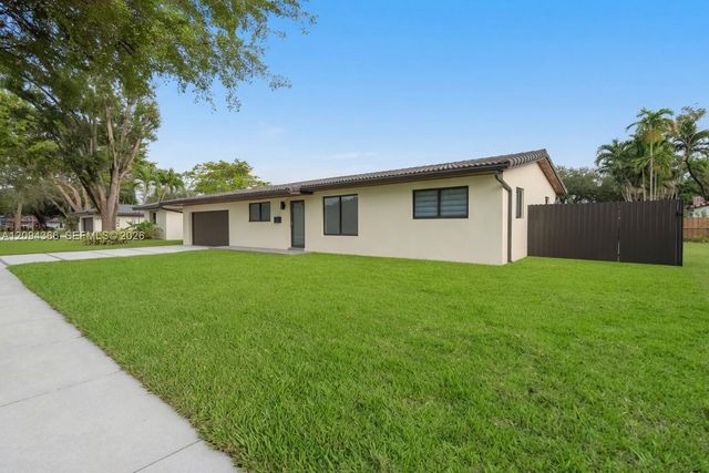 14515 Mahogany Court, Miami Lakes, FL 33014