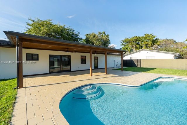 14515 Mahogany Court, Miami Lakes, FL 33014