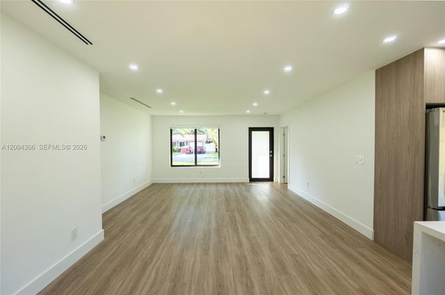 14515 Mahogany Court, Miami Lakes, FL 33014