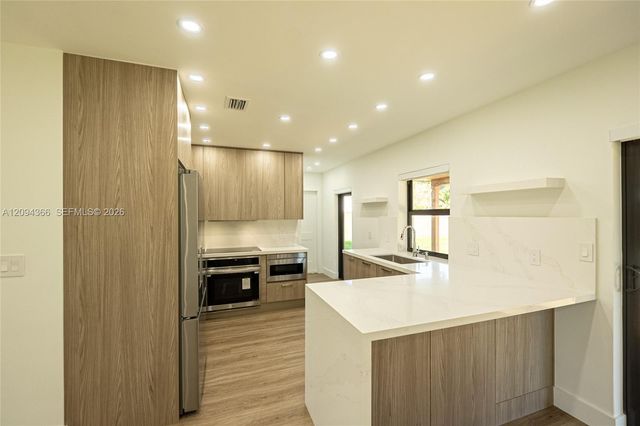 14515 Mahogany Court, Miami Lakes, FL 33014