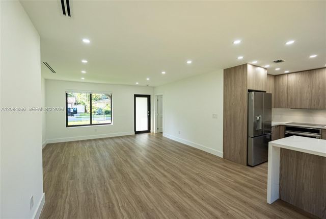 14515 Mahogany Court, Miami Lakes, FL 33014