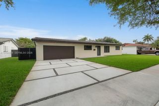 14515 Mahogany Court, Miami Lakes, FL 33014