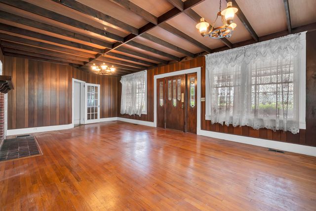 2 Robinsview Lane, Spartanburg, SC 29301