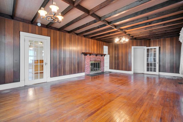 2 Robinsview Lane, Spartanburg, SC 29301