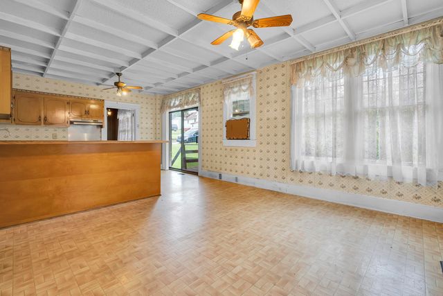 2 Robinsview Lane, Spartanburg, SC 29301