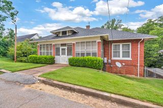 2 Robinsview Lane, Spartanburg, SC 29301