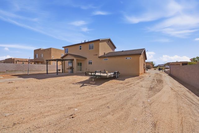 705 6th Street NE, Rio Rancho, NM 87124