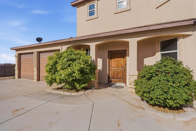 705 6th Street NE, Rio Rancho, NM 87124