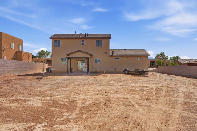 705 6th Street NE, Rio Rancho, NM 87124