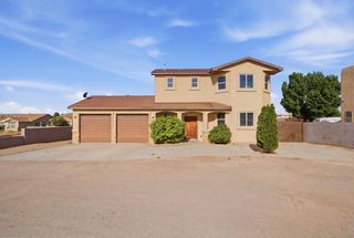 705 6th Street NE, Rio Rancho, NM 87124