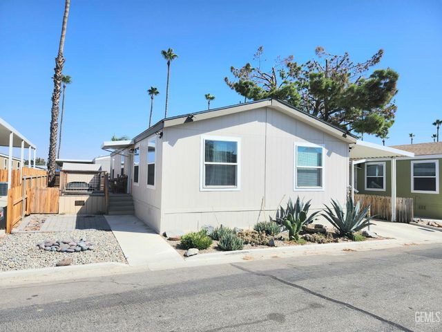 258 Mary Kay Ln, Bakersfield, CA 93308