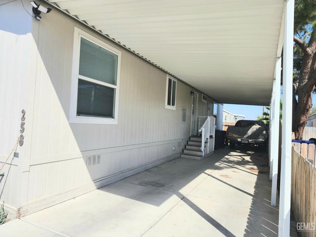 258 Mary Kay Ln, Bakersfield, CA 93308