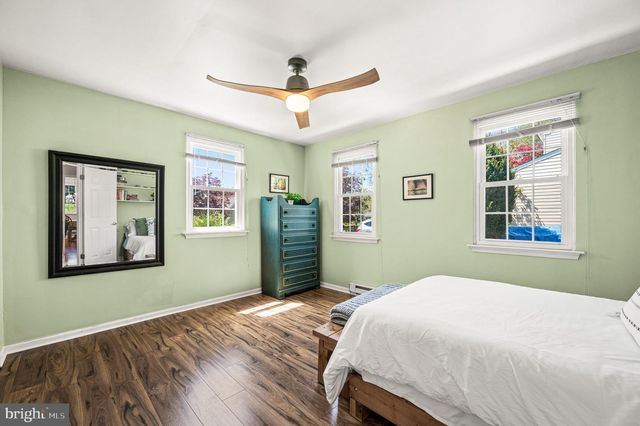1105 VERMONT LN, Downingtown, PA 19335