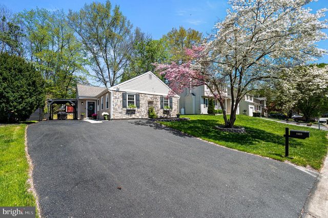 1105 VERMONT LN, Downingtown, PA 19335