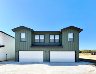 3501 E Renfro Street 401, Burleson, TX 76028