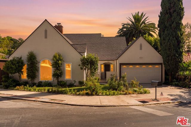 3141 E La Suvida Drive, Los Angeles, CA 90068