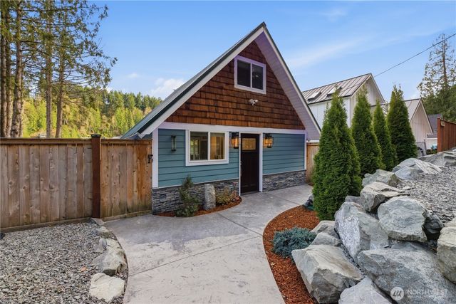 38811 Orville Road E, Eatonville, WA 98328